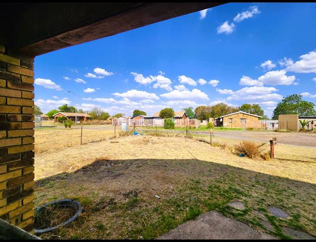 3 BEDROOM HOUSE SOLD IN LEEUHOF